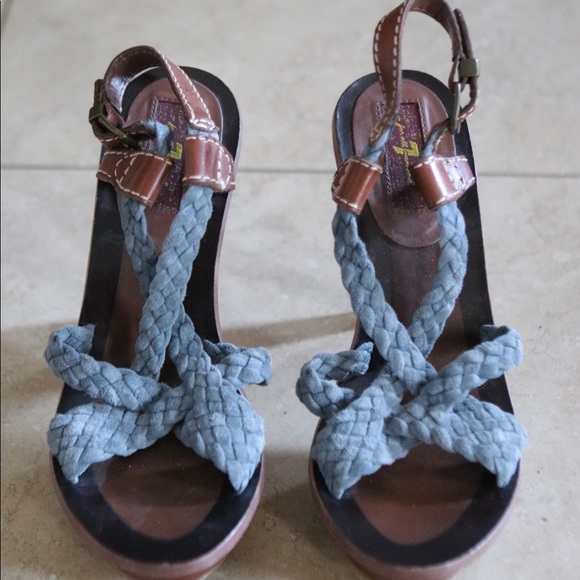 7 for all mankind heels - Picture 2 of 5